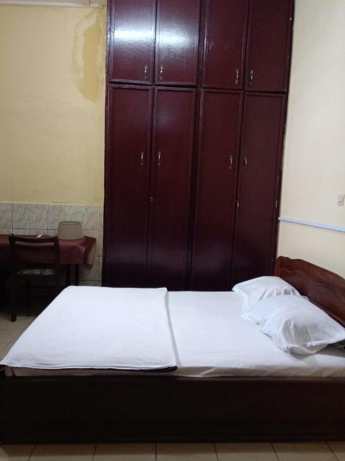 Bali Beau Sejour Hotell Douala Exteriör bild